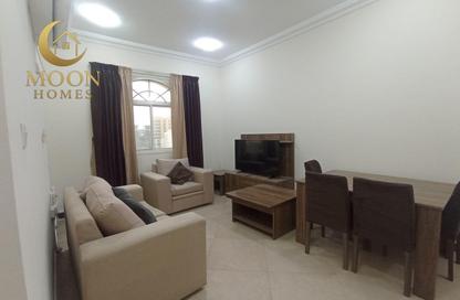 Apartment - 2 Bedrooms - 1 Bathroom for rent in Umm Ghwailina Comm - Umm Ghuwalina - Umm Ghuwailina - Doha Apartment - 2 Bedrooms - 1 Bathroom for rent in Umm Ghwailina Comm - Umm Ghuwalina - Umm Ghuwailina - Doha