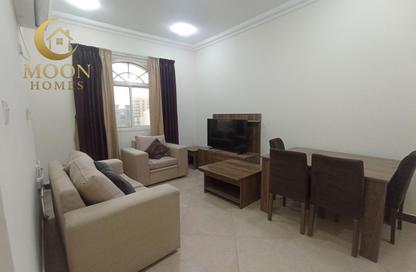 Apartment - 2 Bedrooms - 1 Bathroom for rent in Umm Ghwailina Comm - Umm Ghuwalina - Umm Ghuwailina - Doha