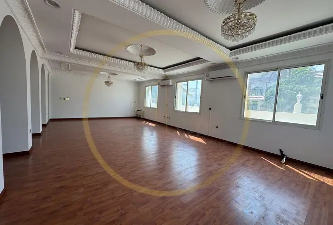 63864001 - Property Image 3