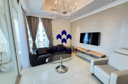 Apartment - 2 Bedrooms - 3 Bathrooms for rent in Viva East - Viva Bahriyah - The Pearl Island - Doha