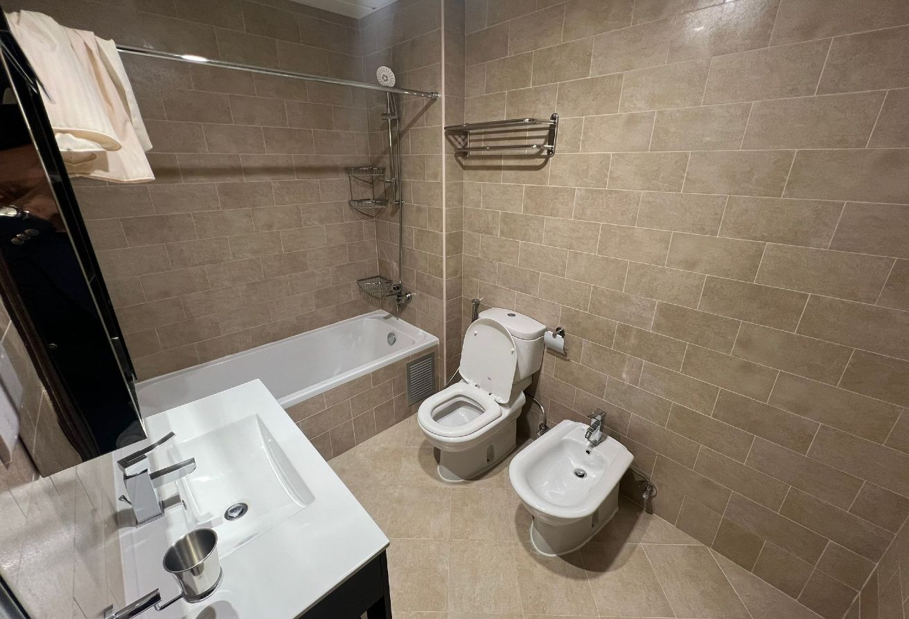 2BHK PLUS MAID FURNISHED APARTMENT WITH BOULEVARD thumbnail 14