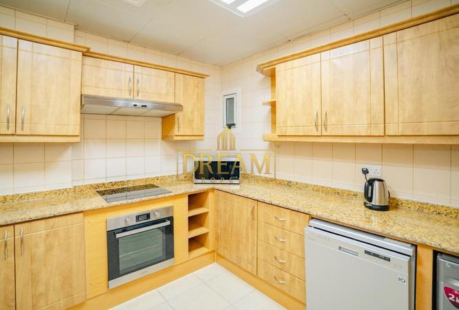 1005678 - Property Image 3