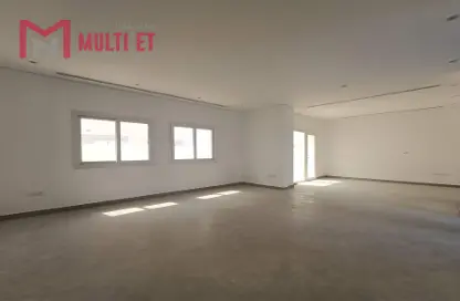 فيلا - 4 غرف نوم - 5 حمامات للايجار في فلل عين خالد - عين خالد - الدوحة