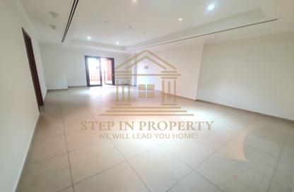 Apartment - 1 Bedroom - 2 Bathrooms for rent in Porto Arabia Townhouses - Porto Arabia - The Pearl Island - Doha