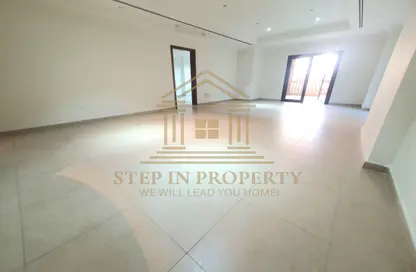 Apartment - 1 Bedroom - 2 Bathrooms for rent in Porto Arabia Townhouses - Porto Arabia - The Pearl Island - Doha