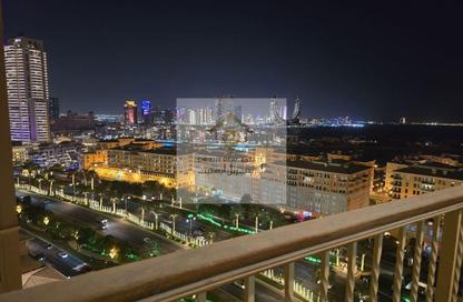 Apartment - 1 Bedroom - 2 Bathrooms for rent in West Porto Drive - Porto Arabia - The Pearl Island - Doha