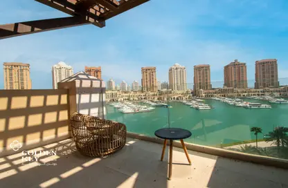 Apartment - 2 Bedrooms - 3 Bathrooms for rent in West Porto Drive - Porto Arabia - The Pearl Island - Doha