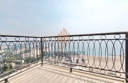 Apartment - 2 Bedrooms - 2 Bathrooms for rent in The Garden - Floresta Gardens - The Pearl Island - Doha