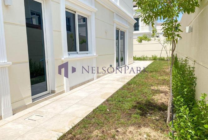 982775 - Property Image 2