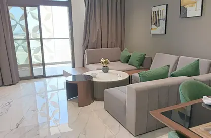 شقة - 3 غرف نوم - 3 حمامات للايجار في عرض البوليفارد - مدينة الياسمين - الوسيل