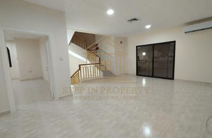 Villa - 3 Bedrooms - 5 Bathrooms for rent in Ramada Commercial Building - Al Rawabi Street - Al Muntazah - Doha