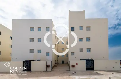 سكن عمال - استوديو - 8 حمامات للايجار في شارع الصناعية الشرقي - بركة العوامر - الوكرة