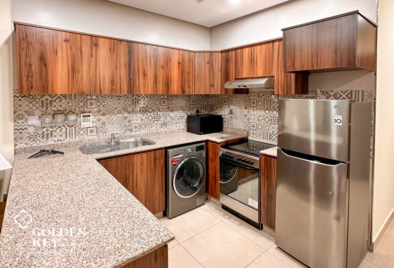 Luxury 1 Bedroom | Bills Included | Old Airport