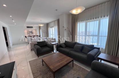 Apartment - 3 Bedrooms - 5 Bathrooms for rent in West Bay - West Bay - Doha