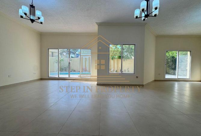 54345603 - Property Image 2