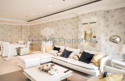 Apartment - 2 Bedrooms - 3 Bathrooms for sale in East Porto Drive - Porto Arabia - The Pearl Island - Doha