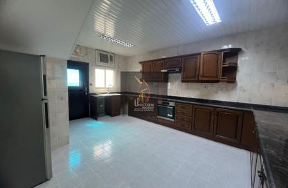 مجمع سكني - 4 غرف نوم - 4 حمامات للايجار في شارع الوعب - الوعب - الدوحة