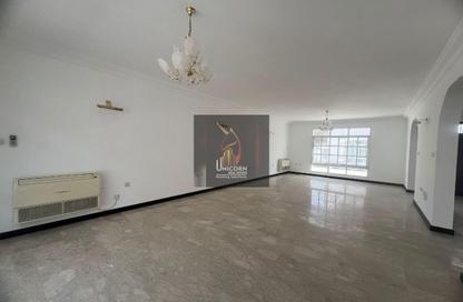 مجمع سكني - 4 غرف نوم - 4 حمامات للايجار في شارع الوعب - الوعب - الدوحة