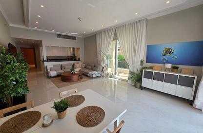 Apartment - 1 - 2 for rent in Viva West - Viva Bahriyah - The Pearl Island - Doha
