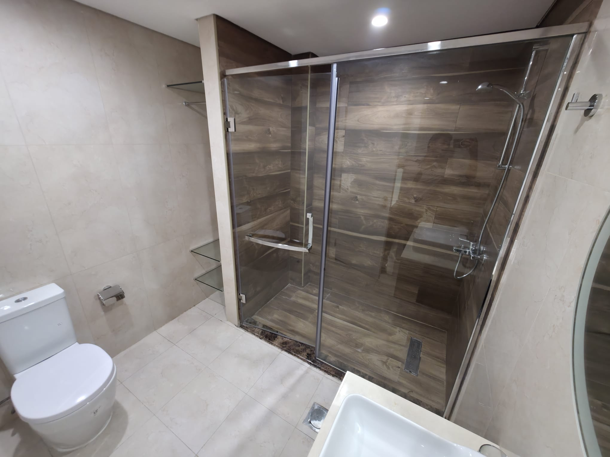 PARK VIEW 2BHK FURNISHED | CRECENT | BALCONY thumbnail 17