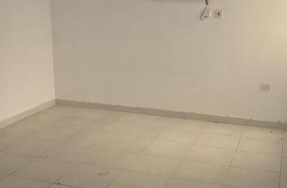 Apartment - 2 Bedrooms - 2 Bathrooms for rent in Fereej Kulaib - Doha