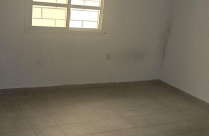 Apartment - 2 Bedrooms - 2 Bathrooms for rent in Fereej Kulaib - Doha