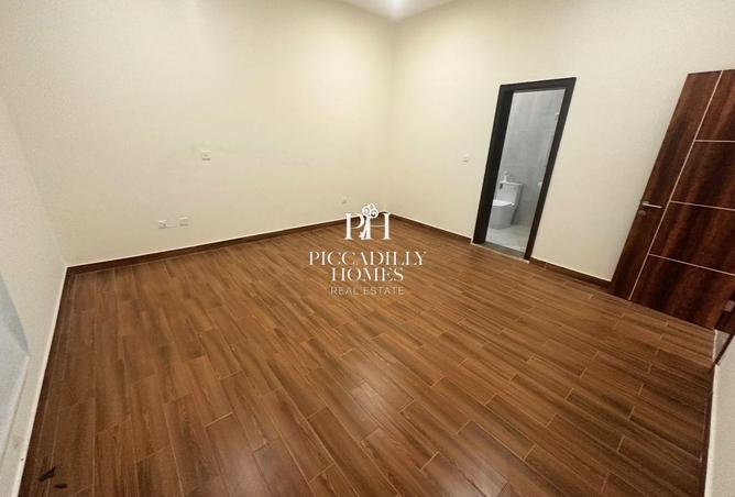 58685769 - Property Image 2
