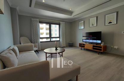 Apartment - 1 Bedroom - 2 Bathrooms for rent in West Porto Drive - Porto Arabia - The Pearl Island - Doha