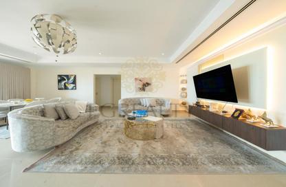 Apartment - 3 Bedrooms - 4 Bathrooms for sale in West Porto Drive - Porto Arabia - The Pearl Island - Doha Apartment - 3 Bedrooms - 4 Bathrooms for sale in West Porto Drive - Porto Arabia - The Pearl Island - Doha