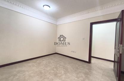 Apartment - 2 Bedrooms - 2 Bathrooms for rent in Anas Street - Fereej Bin Mahmoud North - Fereej Bin Mahmoud - Doha