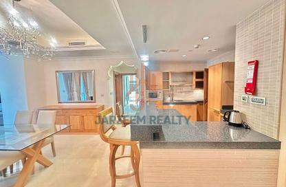 Apartment - 2 Bedrooms - 3 Bathrooms for rent in Viva West - Viva Bahriyah - The Pearl Island - Doha