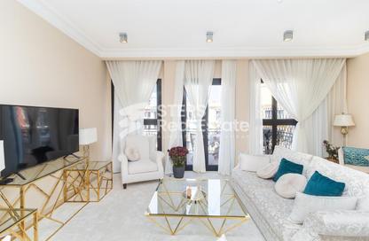 Apartment - 1 Bedroom - 2 Bathrooms for rent in Chateau - Qanat Quartier - The Pearl Island - Doha