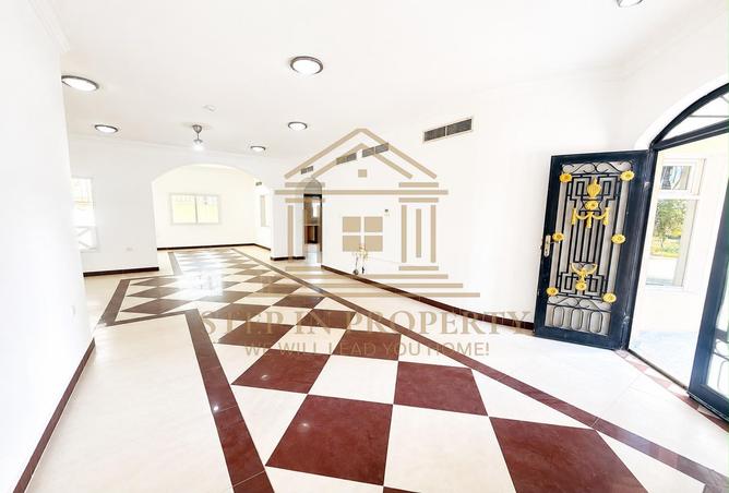 56875801 - Property Image 2