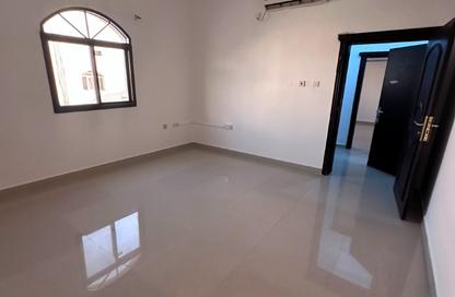 Apartment - 2 Bedrooms - 1 Bathroom for rent in Al Azizia Street - Al Aziziyah - Doha