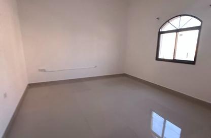 Apartment - 2 Bedrooms - 1 Bathroom for rent in Al Azizia Street - Al Aziziyah - Doha Apartment - 2 Bedrooms - 1 Bathroom for rent in Al Azizia Street - Al Aziziyah - Doha