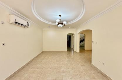 Villa - 4 - 5 for rent in Al Nuaija Street - Al Nuaija - Doha Villa - 4 - 5 for rent in Al Nuaija Street - Al Nuaija - Doha