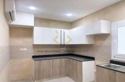Villa - 5 Bedrooms - 6 Bathrooms for rent in Al Nuaija Street - Al Nuaija - Doha