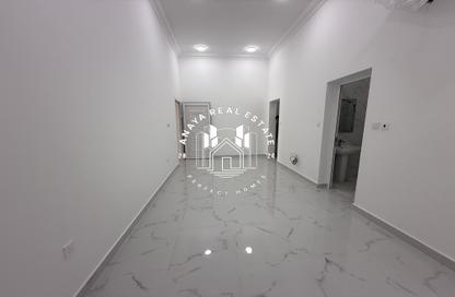Apartment - 2 Bedrooms - 2 Bathrooms for rent in Muaither Area - Al Rayyan - Doha