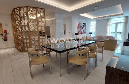 Apartment - 2 Bedrooms - 3 Bathrooms for rent in Floresta Gardens - Floresta Gardens - The Pearl Island - Doha