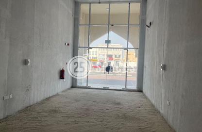 Shop - Studio - 1 Bathroom for rent in Bu Hamour Street - Abu Hamour - Doha Shop - Studio - 1 Bathroom for rent in Bu Hamour Street - Abu Hamour - Doha