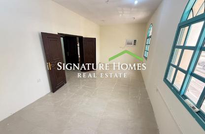 Apartment - 3 Bedrooms - 3 Bathrooms for rent in Tadmur Street - Old Airport Road - Doha