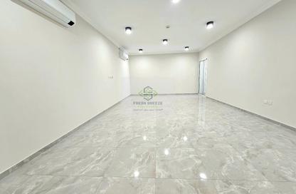 Apartment - 2 Bedrooms - 3 Bathrooms for rent in Musheireb Apartments - Musheireb - Doha