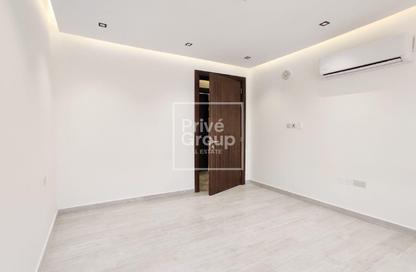 Apartment - 2 Bedrooms - 1 Bathroom for rent in Madinat Khalifa - Doha Apartment - 2 Bedrooms - 1 Bathroom for rent in Madinat Khalifa - Doha