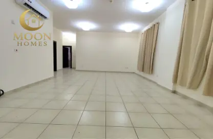 شقة - 2 غرف نوم - 2 حمامات للايجار في شارع نجمه - نجمة - الدوحة