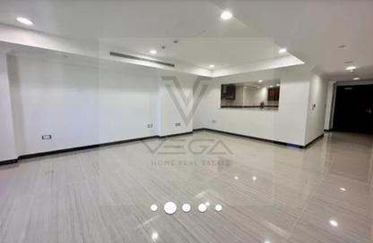Apartment - 2 Bedrooms - 3 Bathrooms for rent in West Porto Drive - Porto Arabia - The Pearl Island - Doha