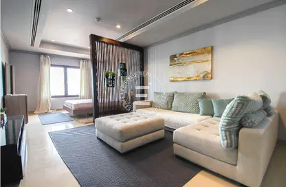 Apartment - Studio - 1 Bathroom for rent in Tower 28 - Porto Arabia - The Pearl Island - Doha