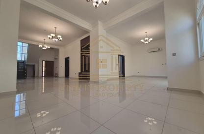 فيلا - 4 غرف نوم - 5 حمامات للايجار في شارع  بو هامو - أبو هامور - الدوحة