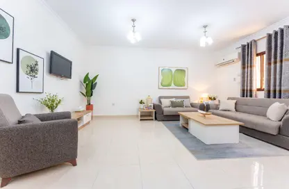 Villa - 4 Bedrooms - 3 Bathrooms for rent in Ezdan Villages South - Ezdan Village - Al Wakra