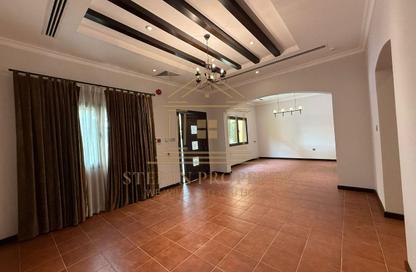 Villa - 4 Bedrooms - 5 Bathrooms for rent in D-Ring Road Flats - D-Ring - Doha