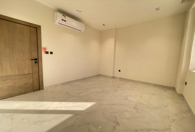 1003094 - Property Image 2